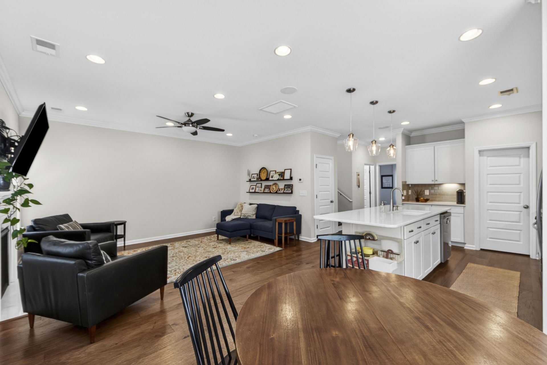 2321 Town Woods Road Photo 16