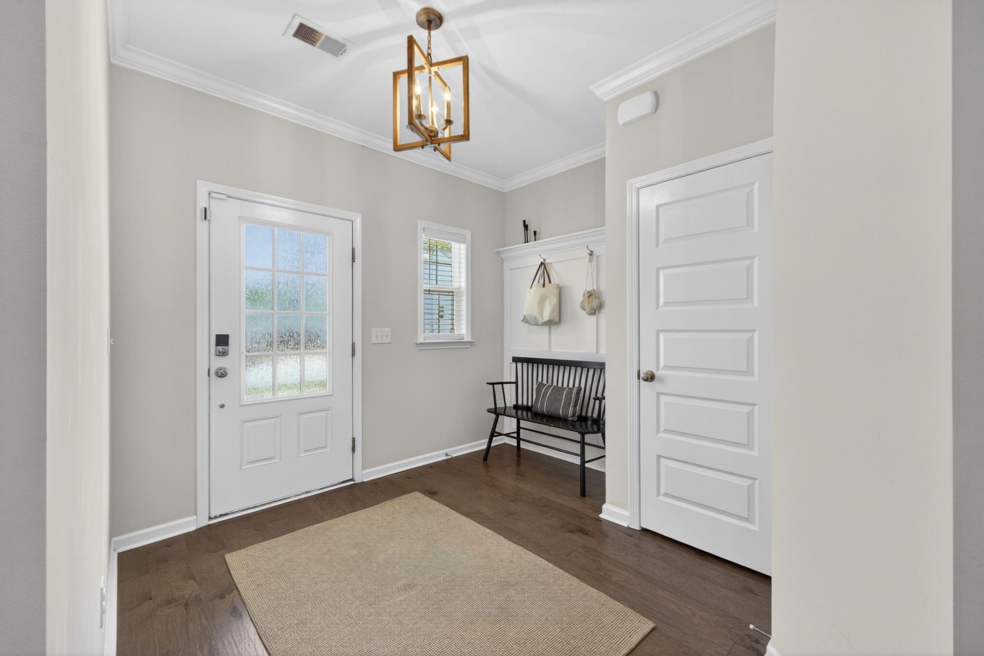 2321 Town Woods Road Photo 5