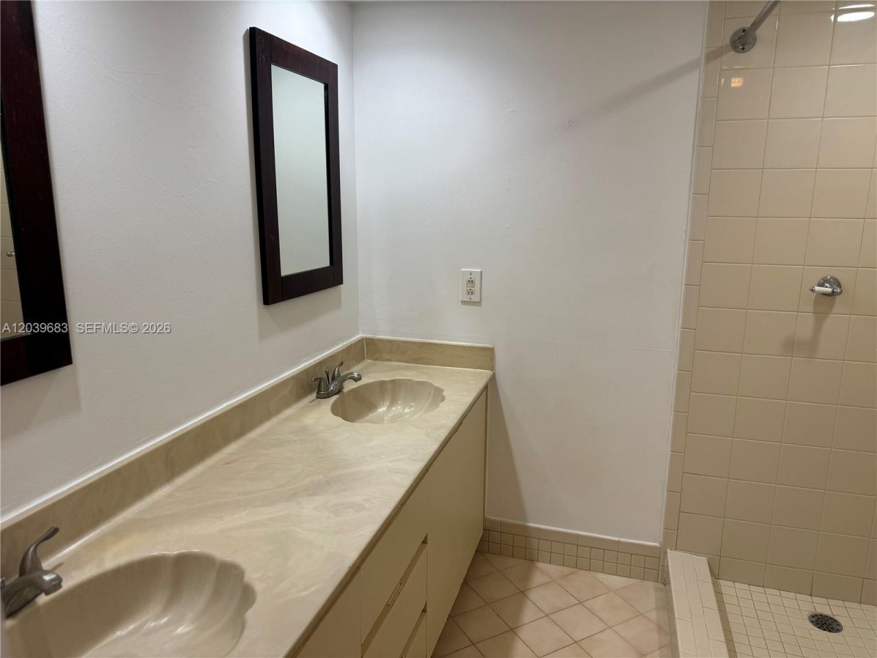 721 NW Nw 99th Cir, Unit 721, Plantation, FL 33324 Photo