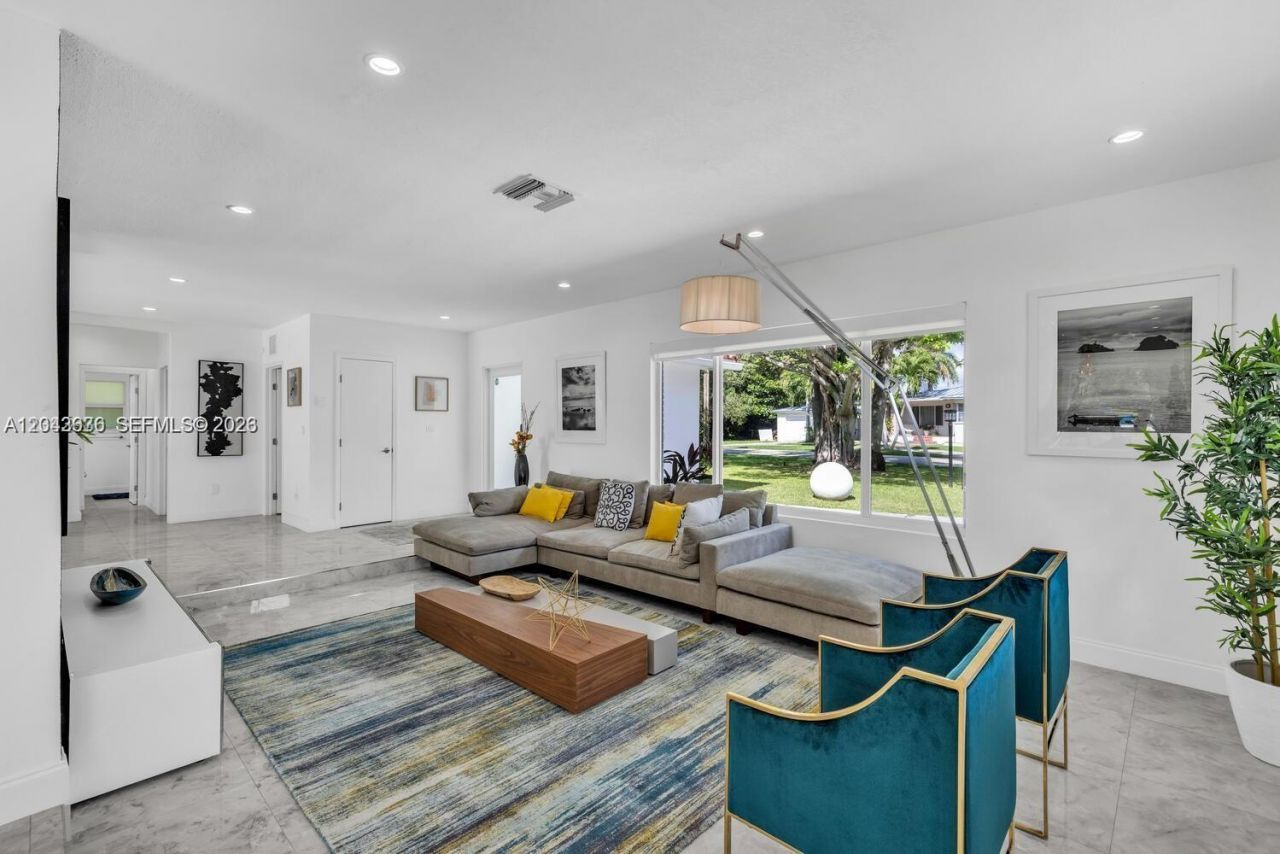 200 NW 86th St , El Portal, FL 33138 Photo