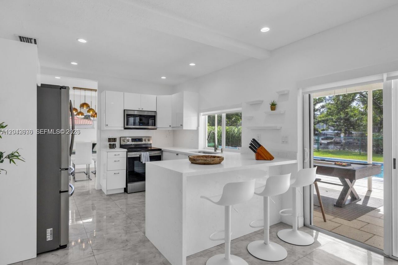200 NW 86th St , El Portal, FL 33138 Photo