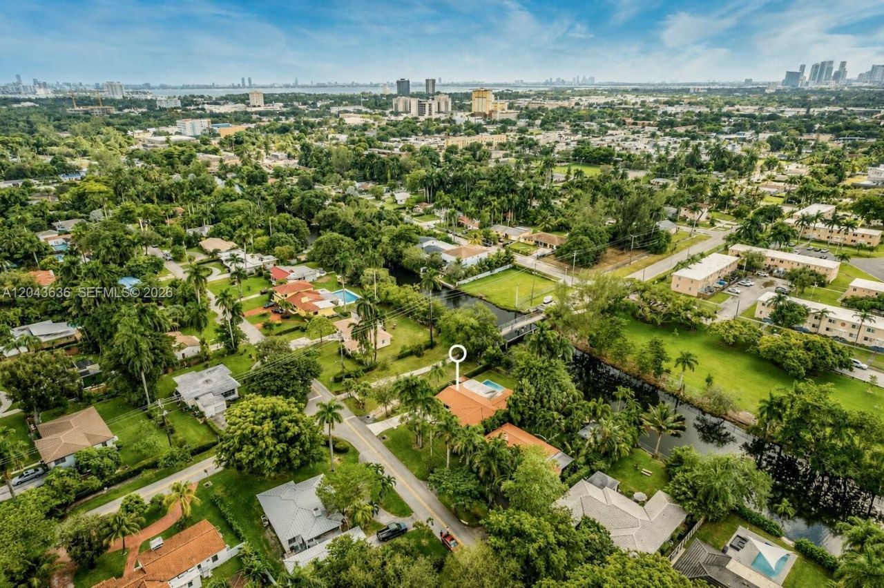 200 NW 86th St , El Portal, FL 33138 Photo