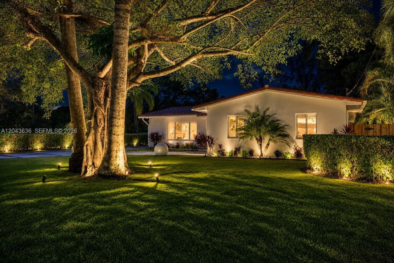 200 NW 86th St , El Portal, FL 33138 Photo