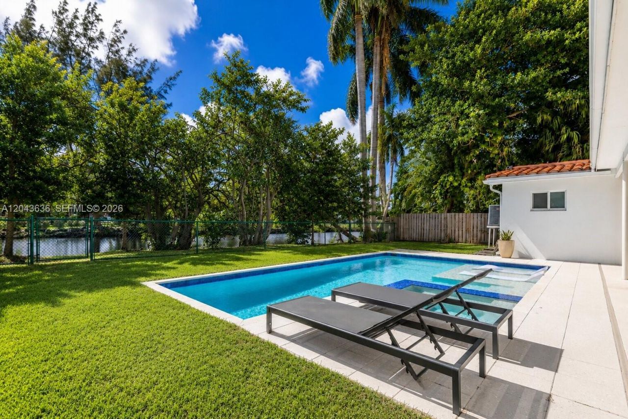 200 NW 86th St , El Portal, FL 33138 Photo