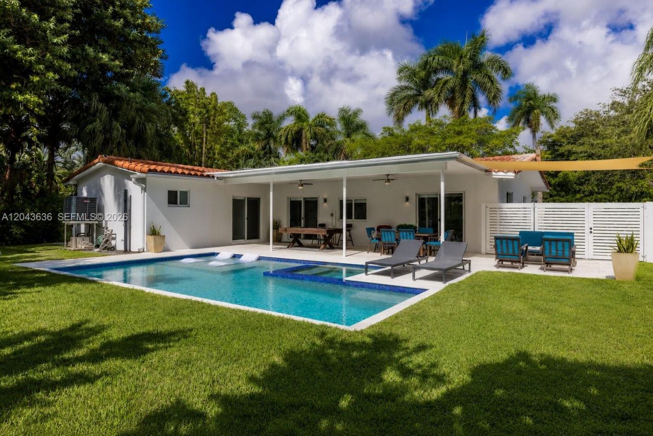 200 NW 86th St , El Portal, FL 33138 Photo