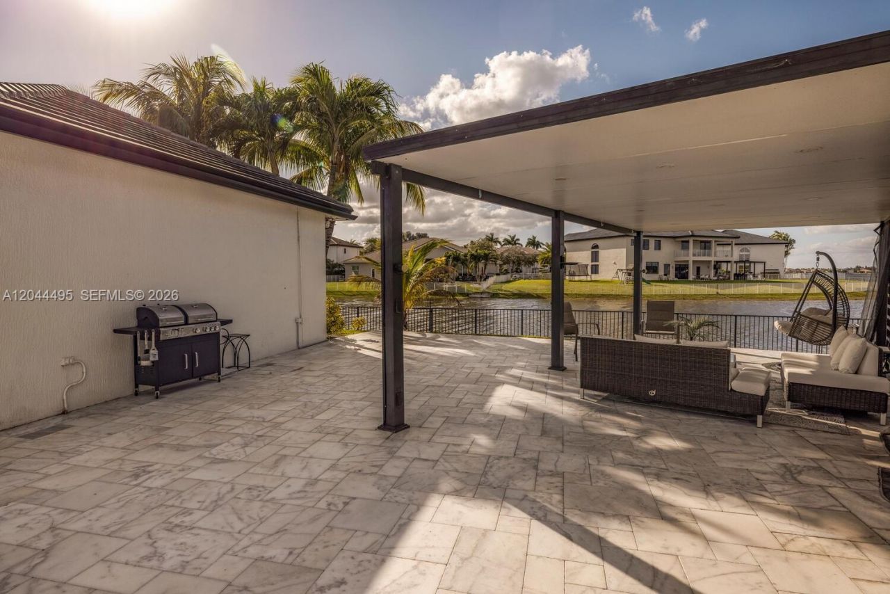 3910 SW 186th Ter , Miramar, FL 33029 Photo