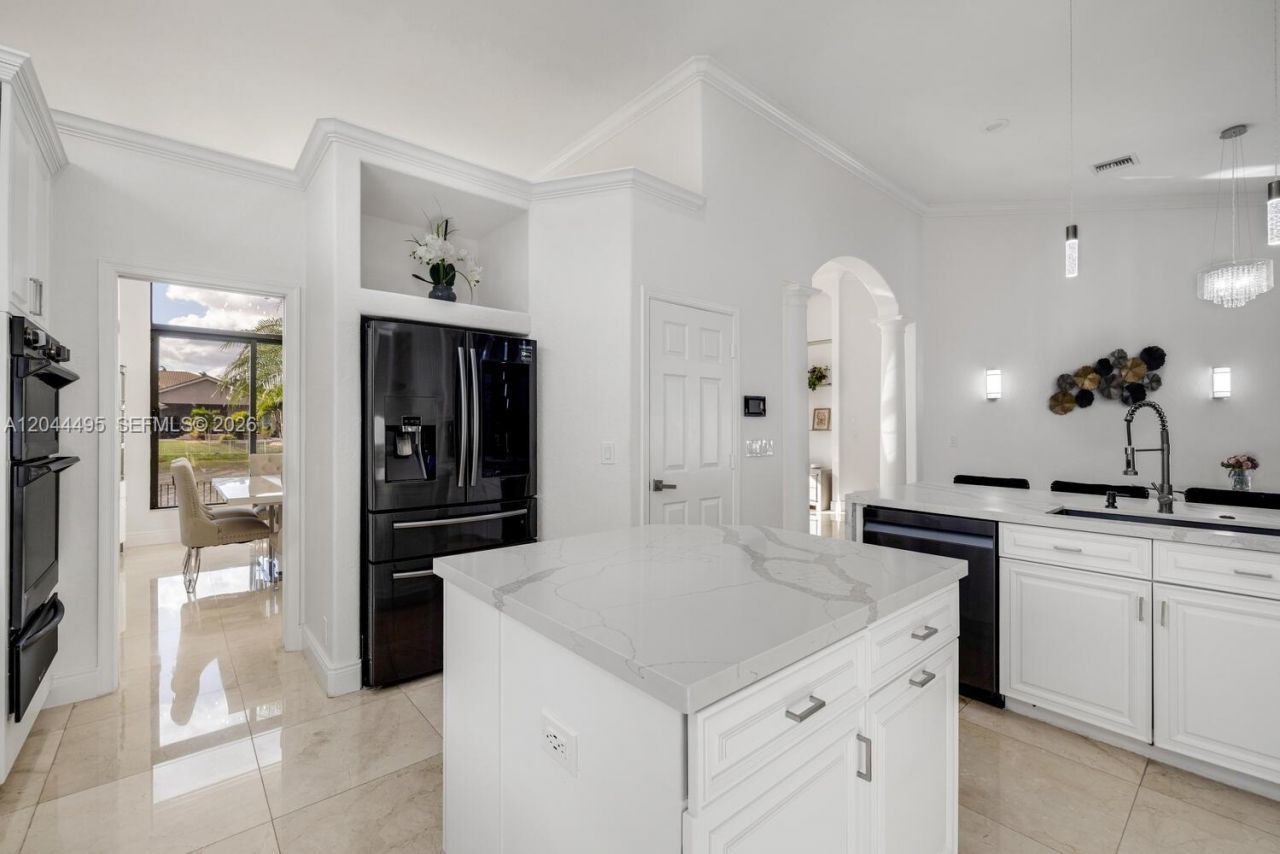 3910 SW 186th Ter, Miramar, FL 33029 Photo