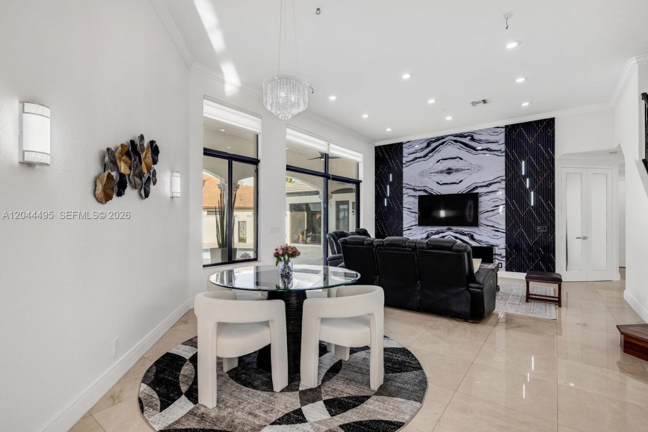 3910 SW 186th Ter , Miramar, FL 33029 Photo