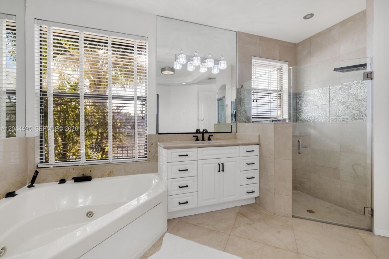 3910 SW 186th Ter, Miramar, FL 33029 Photo