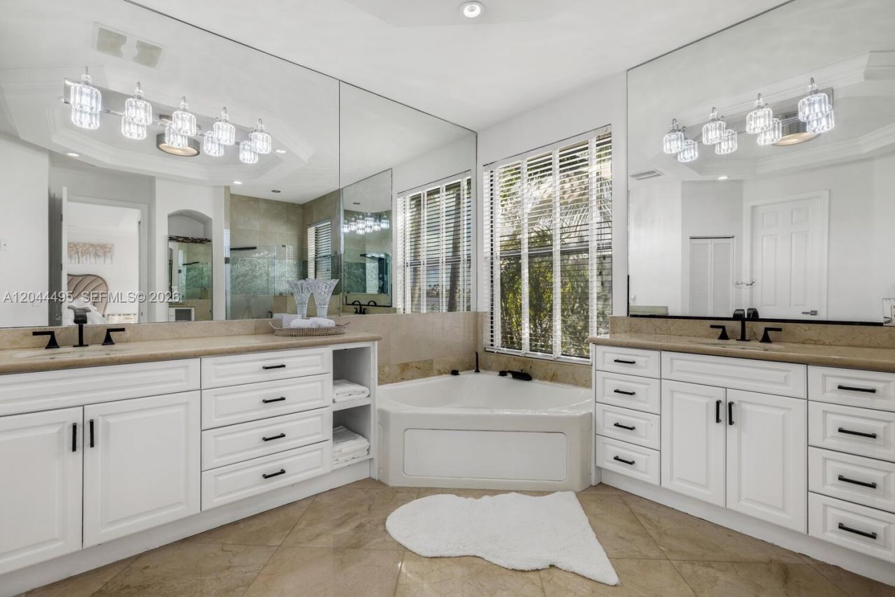 3910 SW 186th Ter , Miramar, FL 33029 Photo