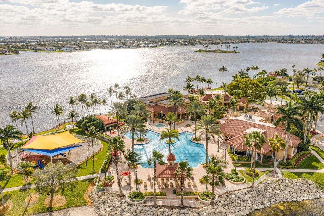 3910 SW 186th Ter , Miramar, FL 33029 Photo