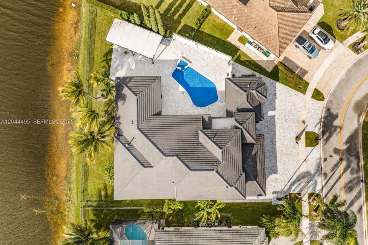 3910 SW 186th Ter , Miramar, FL 33029 Photo