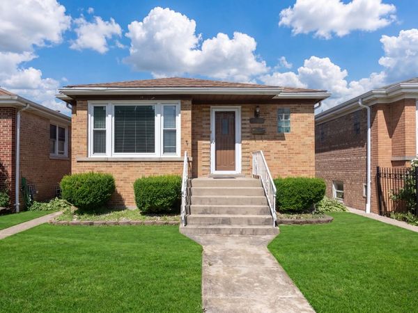 3612 N Oconto Avenue , Chicago, IL 60634