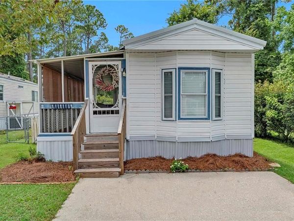 286 Buena Vista Circle , Lillian, AL 36549