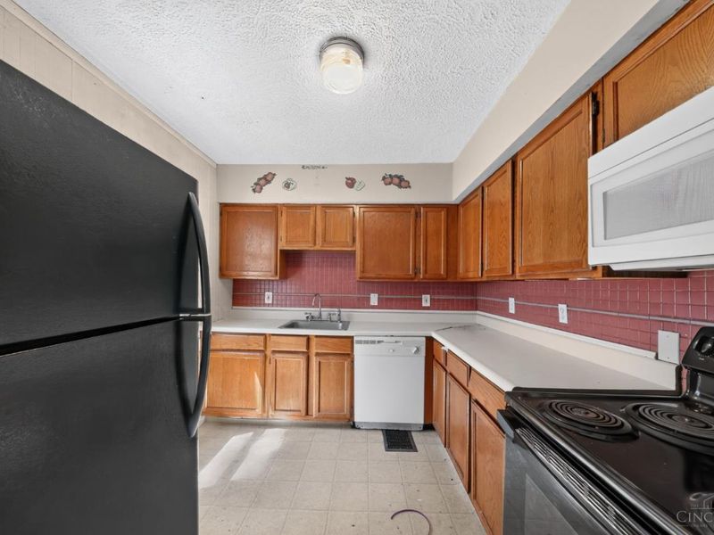 3746 Anioton Court, Cincinnati, OH 45227 Photo 7