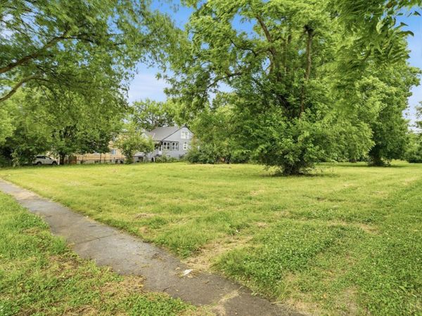 1143 Towne Street, Cincinnati, OH 45216