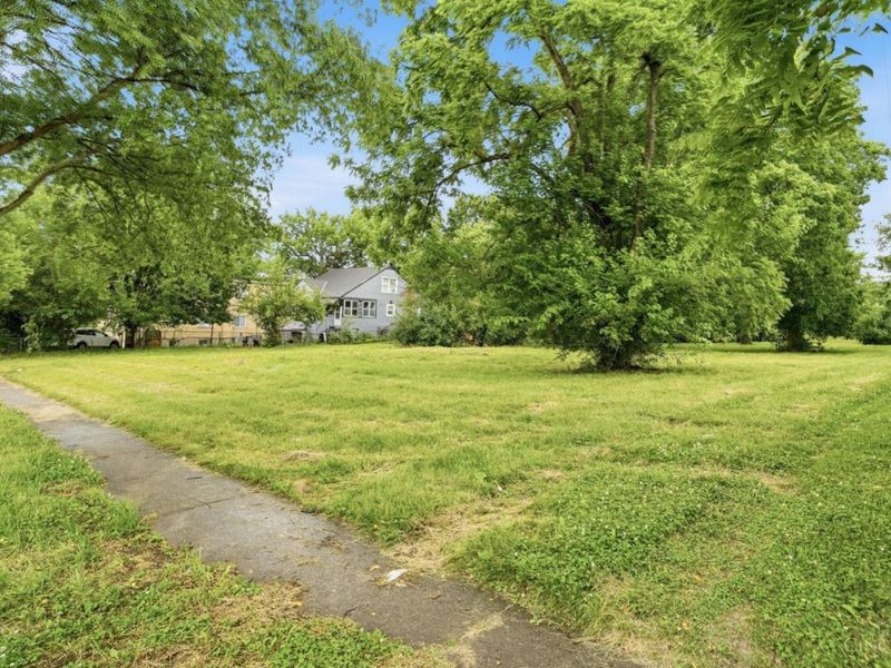 1143 Towne Street, Cincinnati, OH 45216 Photo 1