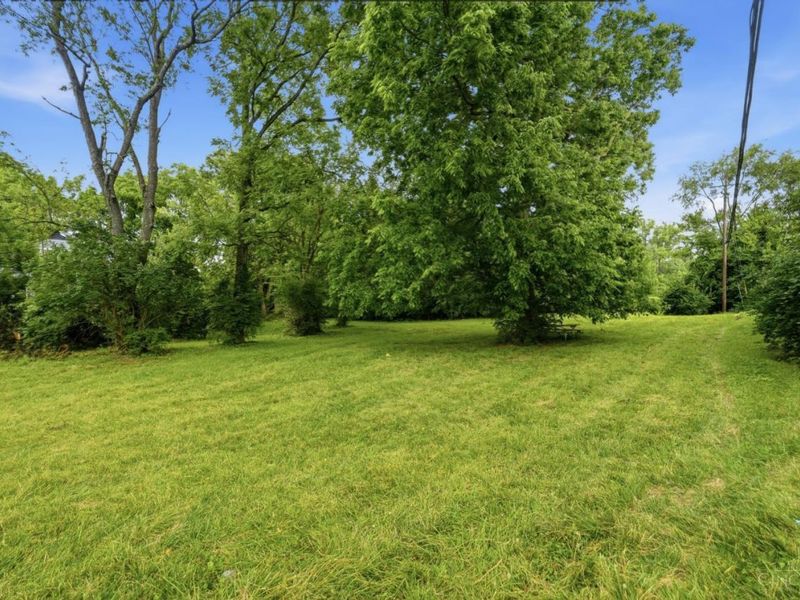 1143 Towne Street, Cincinnati, OH 45216 Photo 10