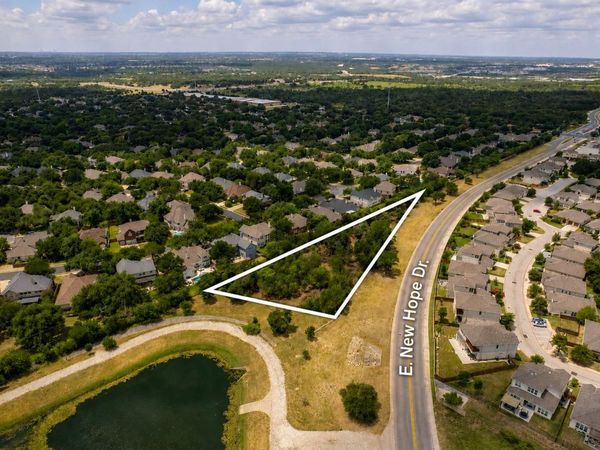 4770 E New Hope DR, Round Rock, TX 78681