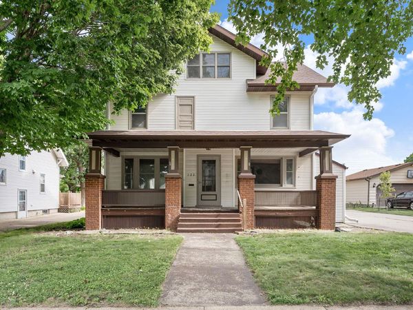 122 E Rice Street , Owatonna, MN 55060