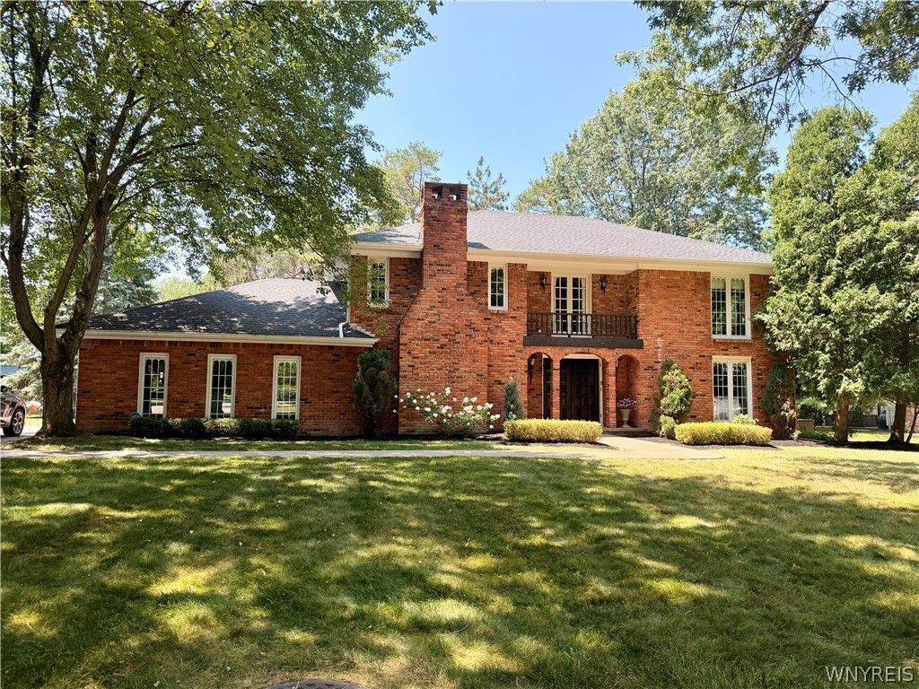 32 Rolling Hills Drive, Orchard Park, NY 14127 Main Photo