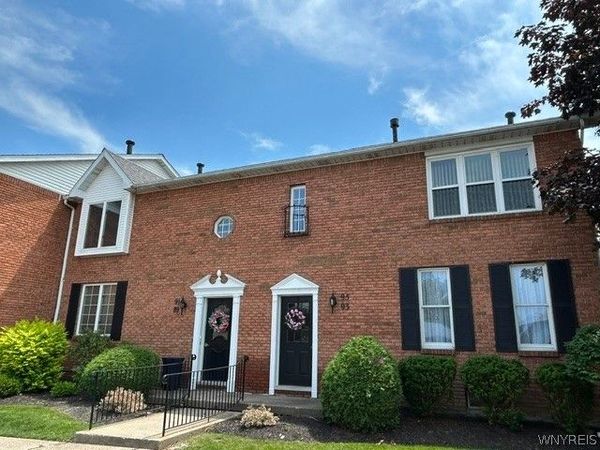 91 Tralee, East Amherst, NY 14051
