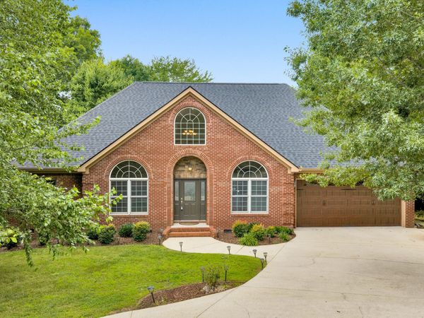 9237 Leaf Brook Lane, Apison, TN 37302