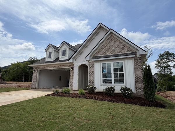 401 Snow Line Lane, Ooltewah, TN 37363