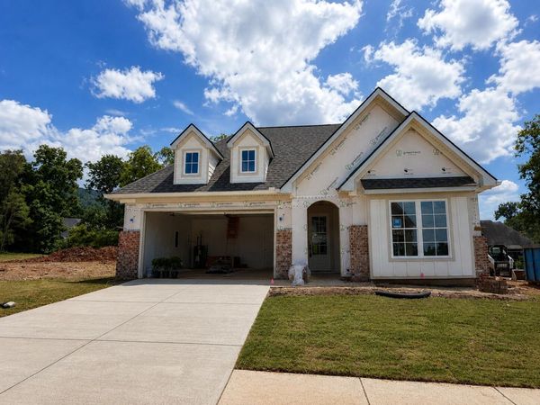 401 Snow Line Lane, Ooltewah, TN 37363