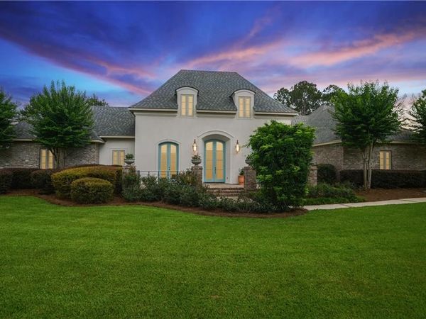 310 BUCKTHORN Circle, Covington, LA 70433