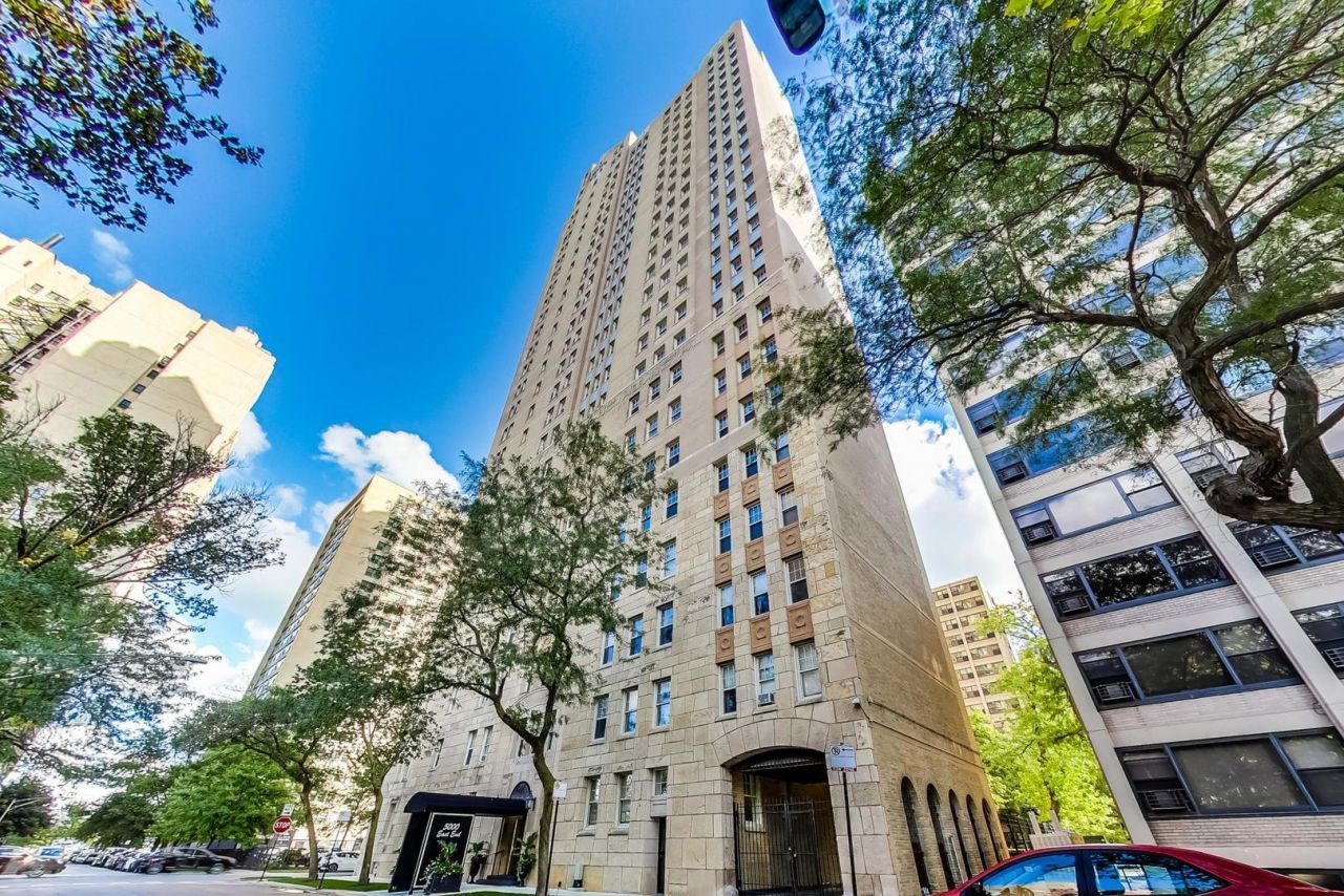 5000 S East End Avenue, Unit 24B, Chicago, IL 60615 Main Photo