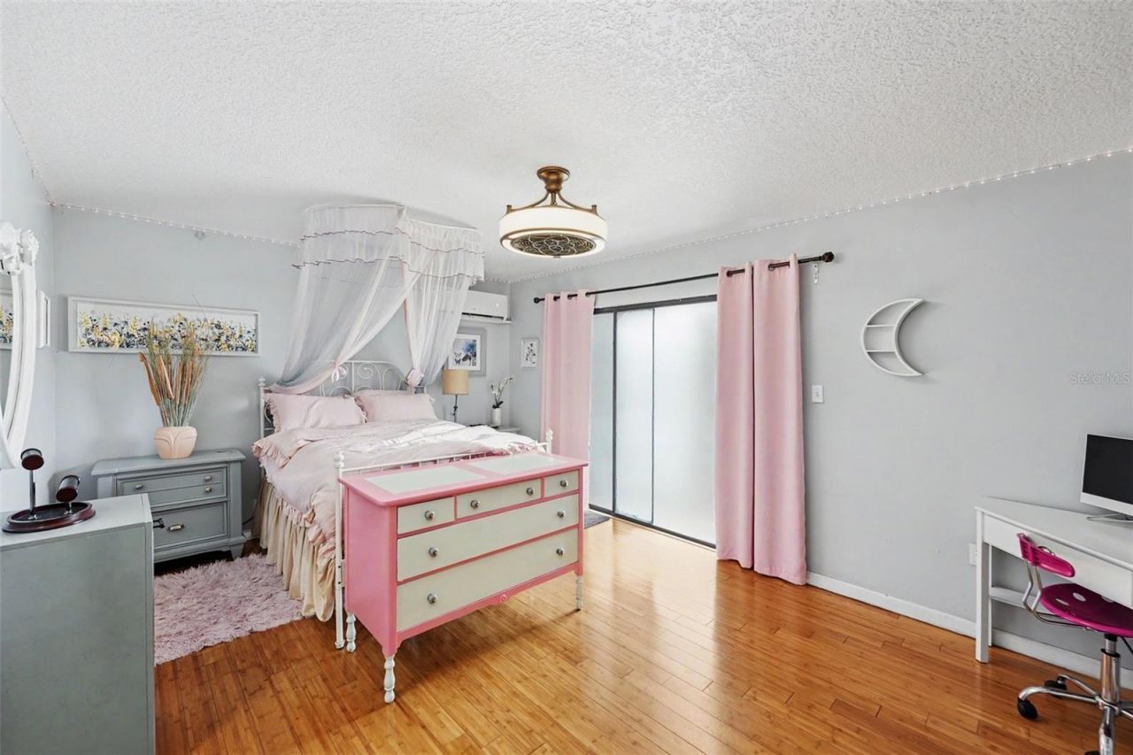 1615 Saint Pauls Drive, Clearwater, FL 33764 Photo