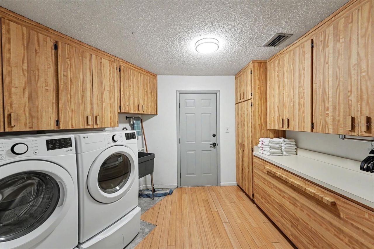 1615 Saint Pauls Drive, Clearwater, FL 33764 Photo