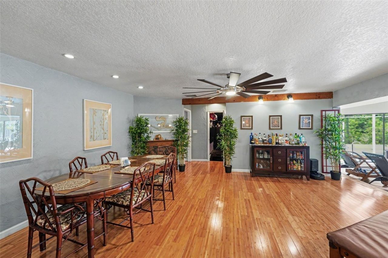1615 Saint Pauls Drive, Clearwater, FL 33764 Photo