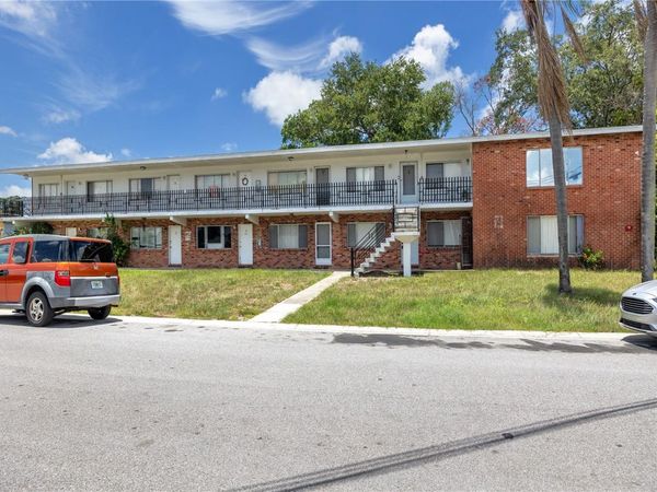 224 WAVERLY WAY , Unit 4, CLEARWATER, FL 33756