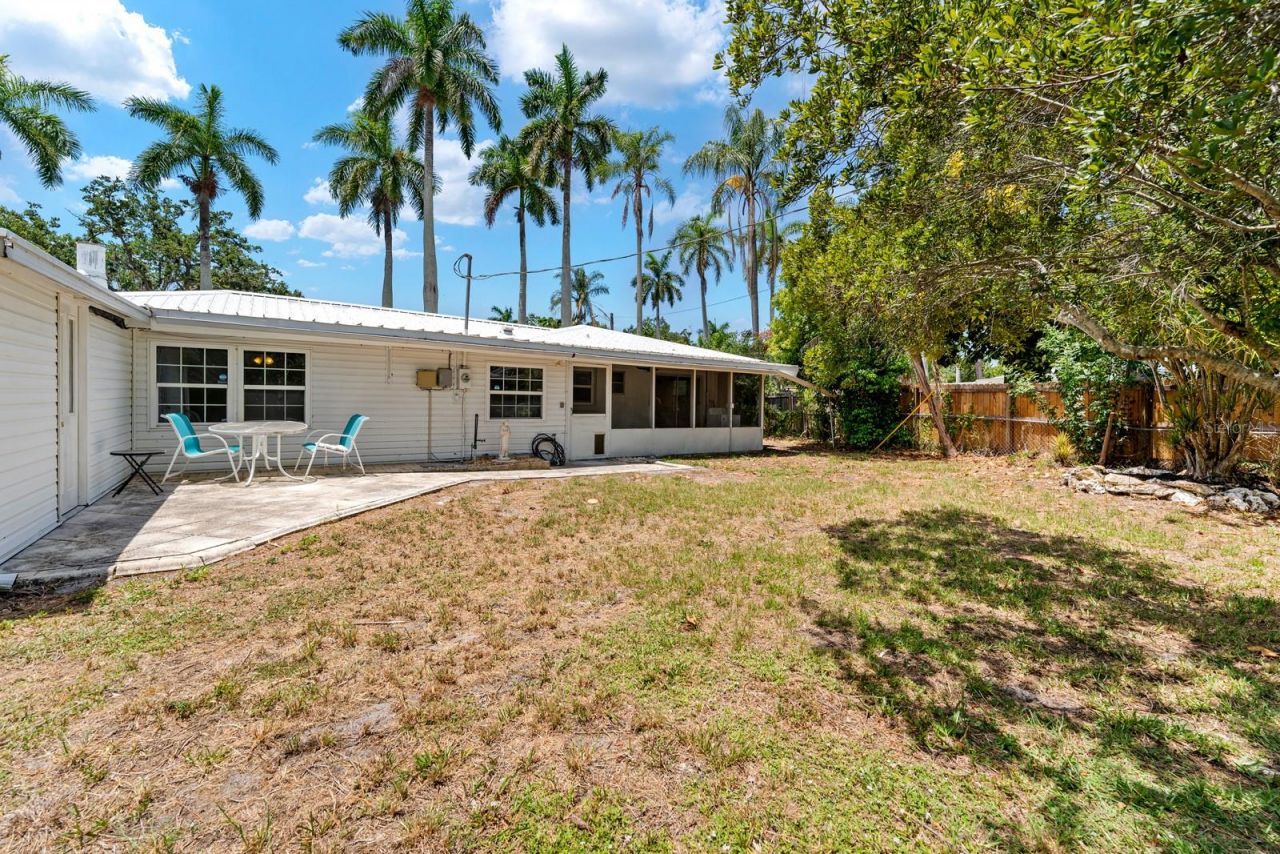 2415 2nd Avenue E, Bradenton, FL 34208 Photo