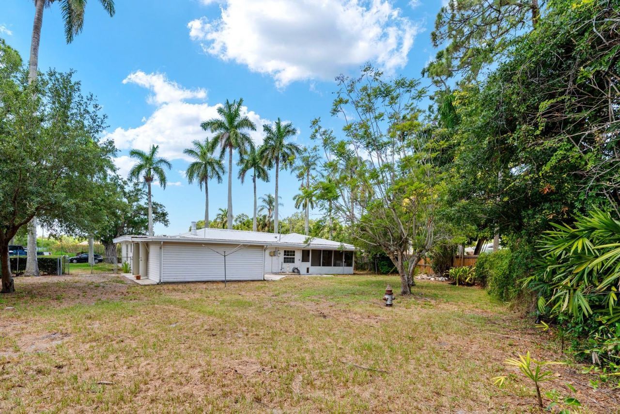 2415 2nd Avenue E, Bradenton, FL 34208 Photo