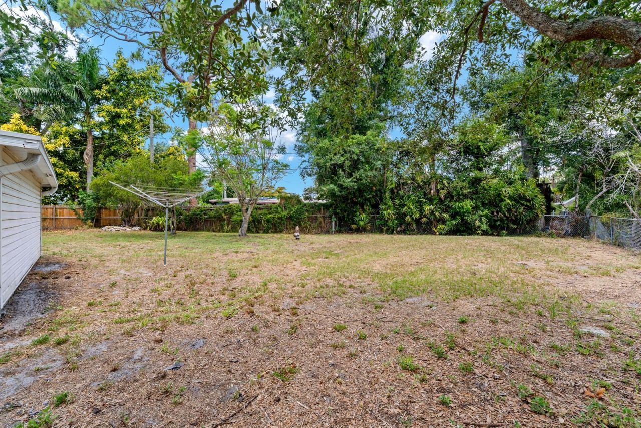 2415 2nd Avenue E, Bradenton, FL 34208 Photo