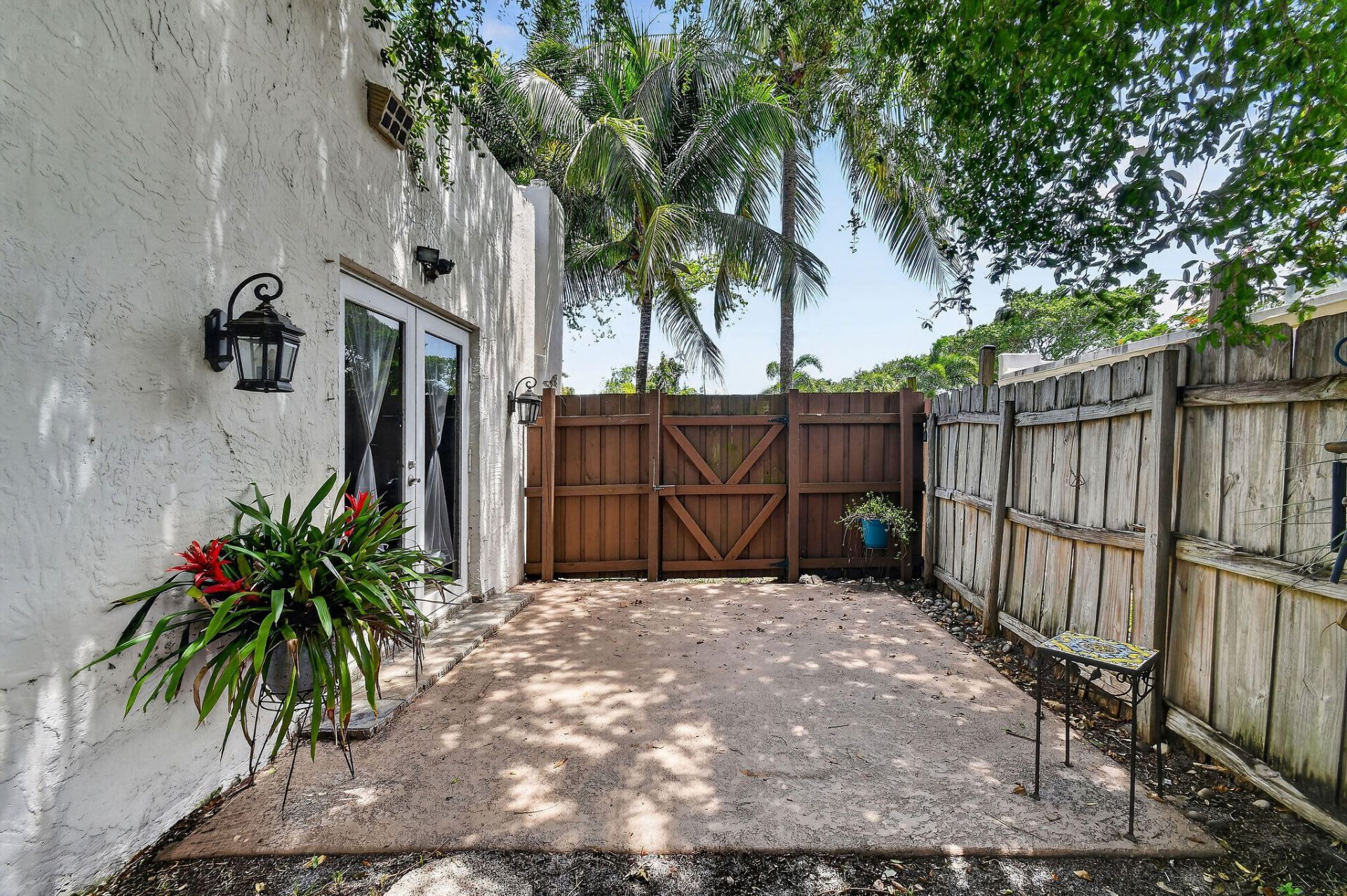 1005 Selkirk Street, West Palm Beach, FL 33405 Photo