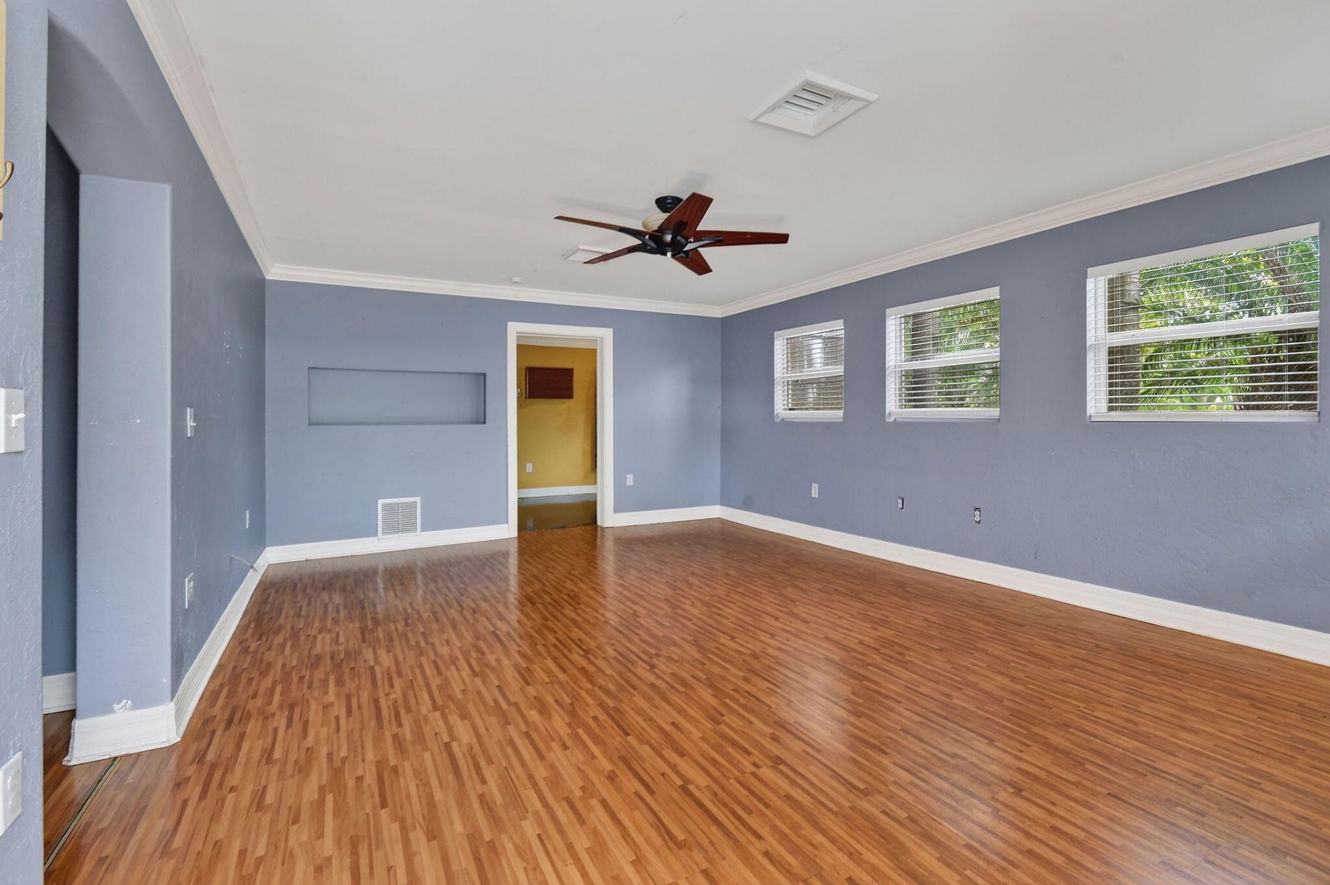 1005 Selkirk Street, West Palm Beach, FL 33405 Photo