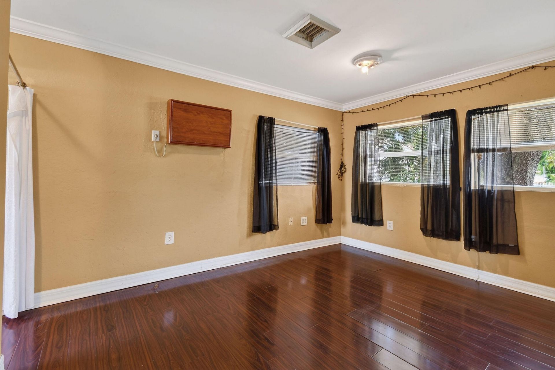 1005 Selkirk Street, West Palm Beach, FL 33405 Photo