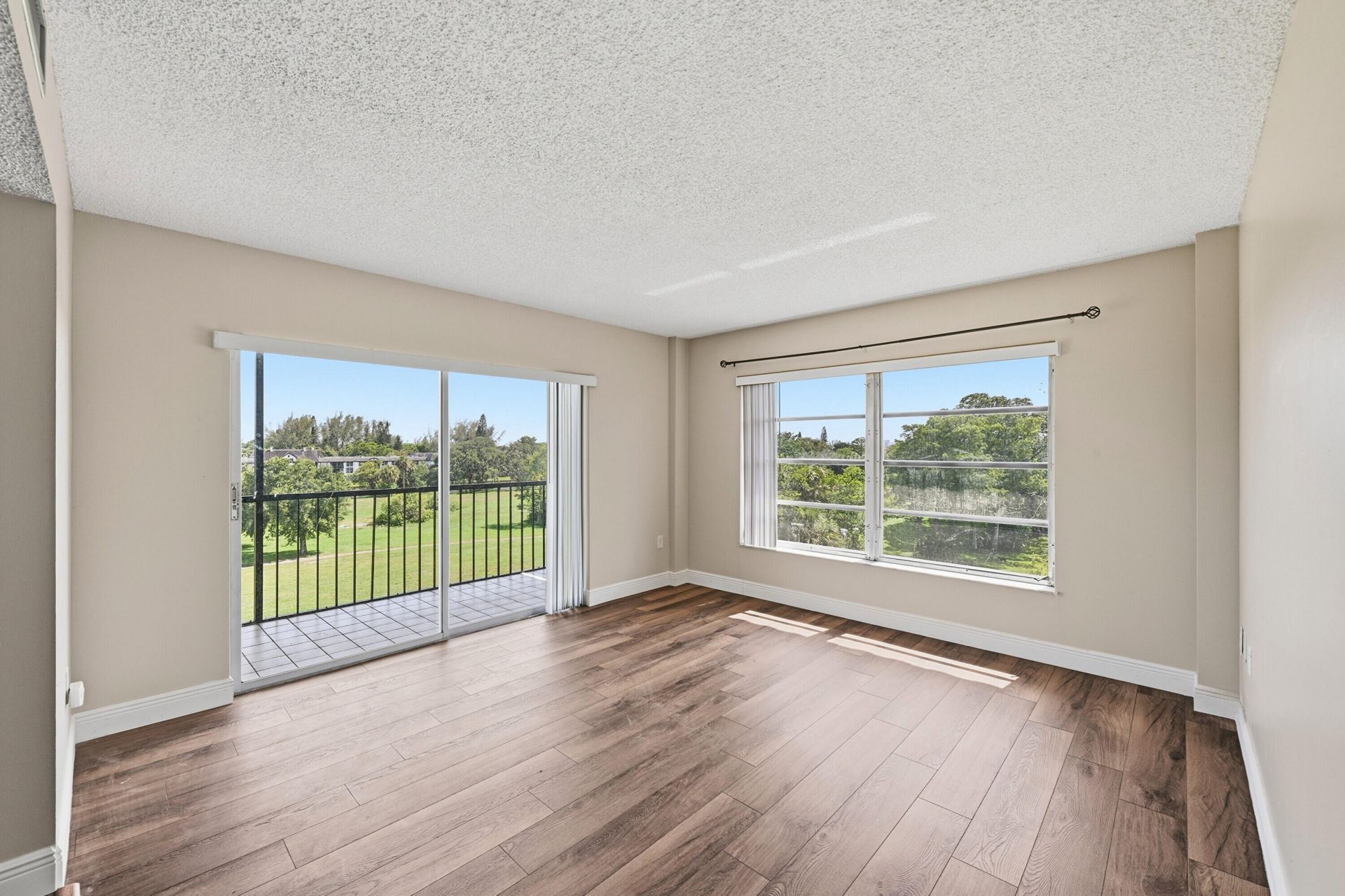 4158 Inverrary Drive, Unit 511, Lauderhill, FL 33319 Photo