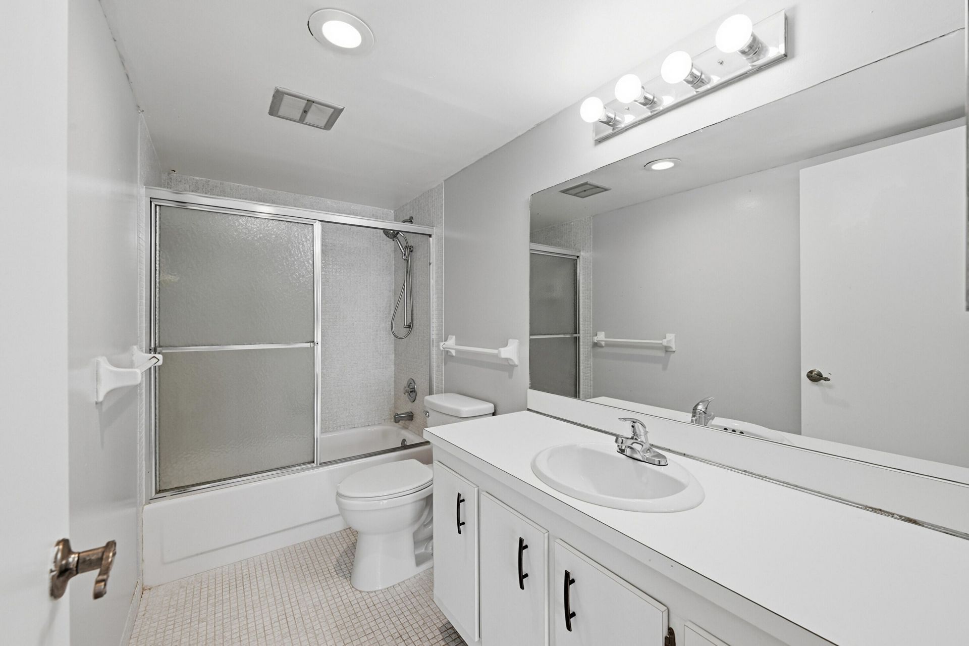 4158 Inverrary Drive, Unit 511, Lauderhill, FL 33319 Photo