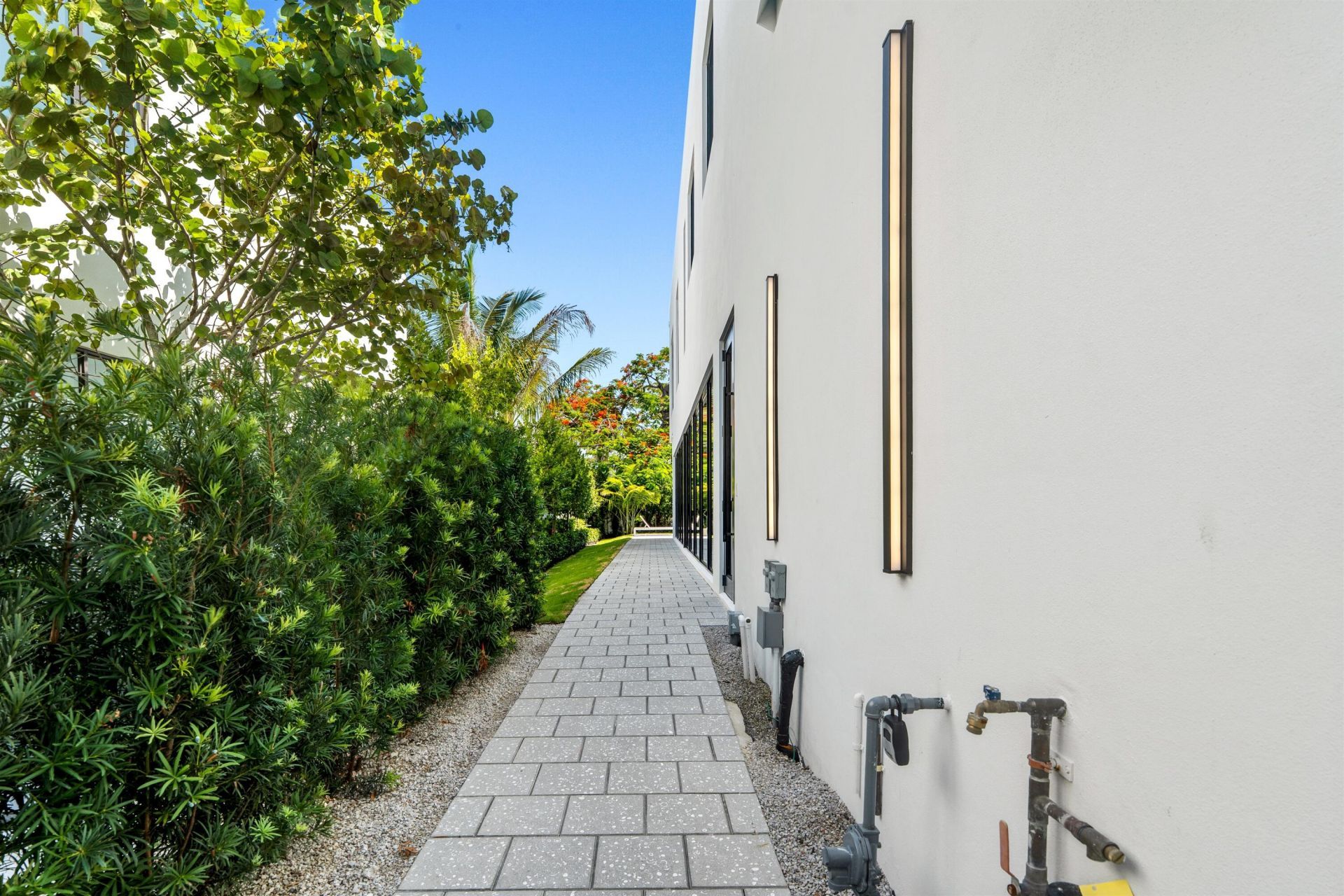 723 Lake Avenue N, Delray Beach, FL 33483 Photo
