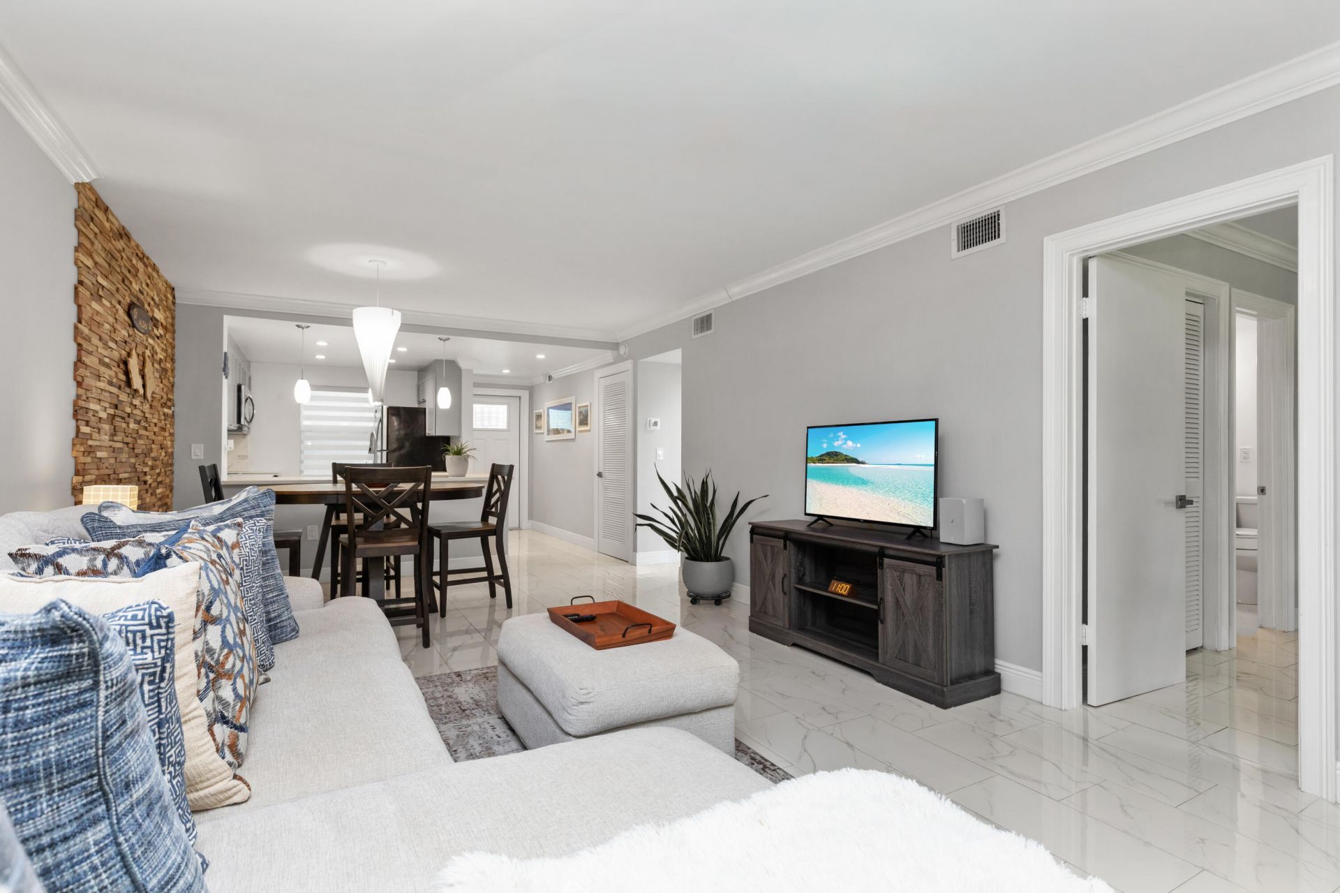 9780 Marina Boulevard, Unit 421, Boca Raton, FL 33428 Photo