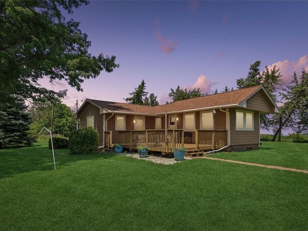 24565 Elthon Place , Swan, IA 50252