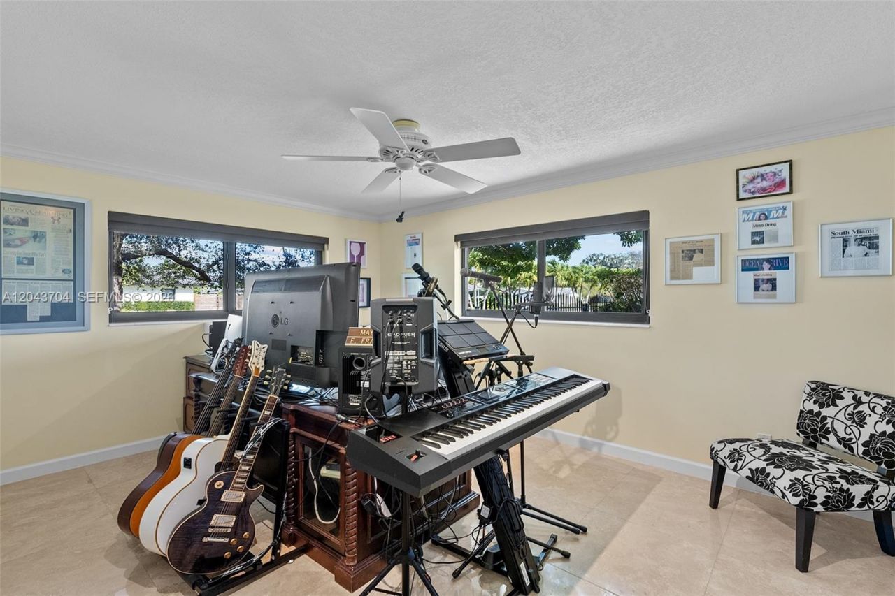 7430 SW 142nd Ter, Palmetto Bay, FL 33158 Photo