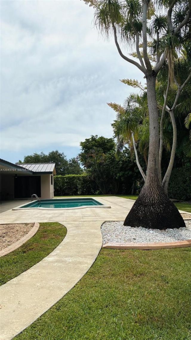 7430 SW 142nd Ter, Palmetto Bay, FL 33158 Photo