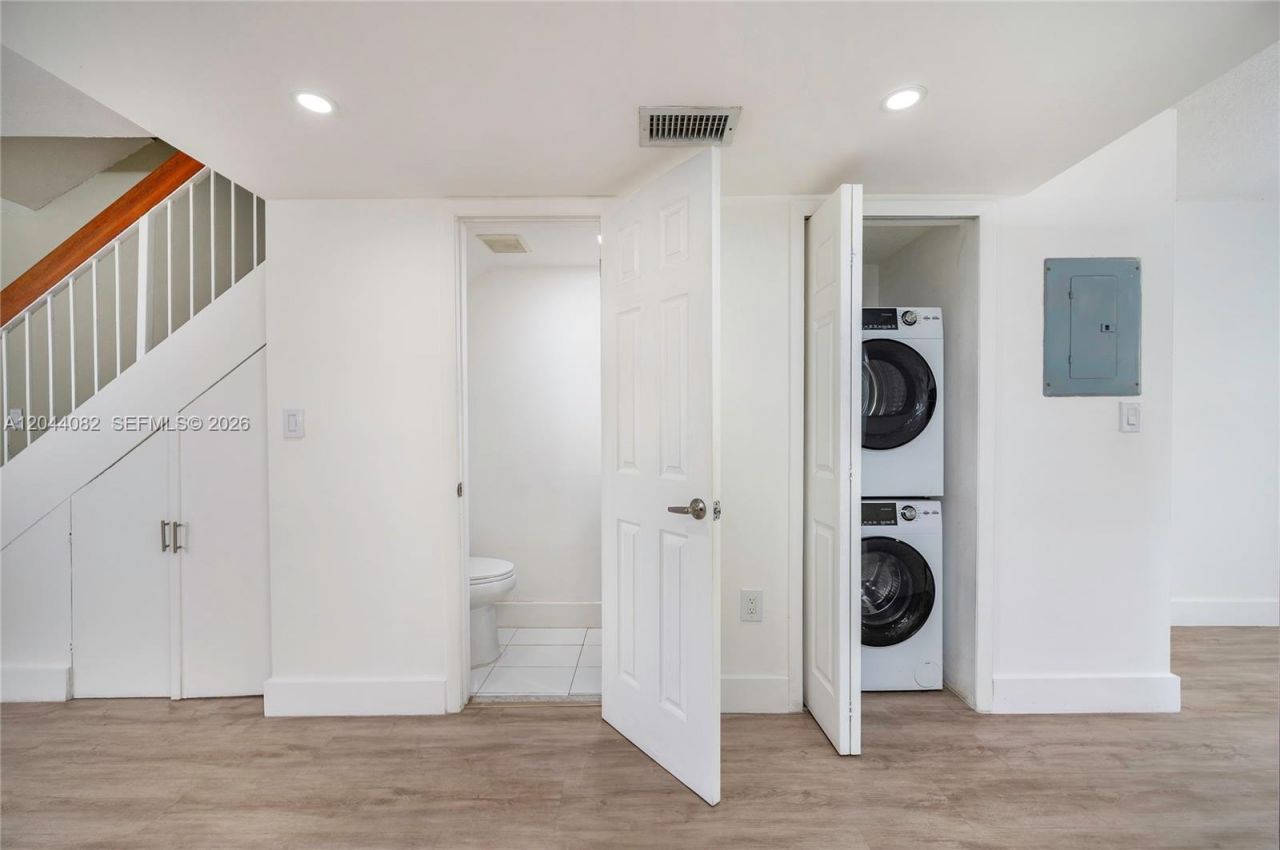 550 NW 82nd Ct, Unit 383, Miami, FL 33126 Photo