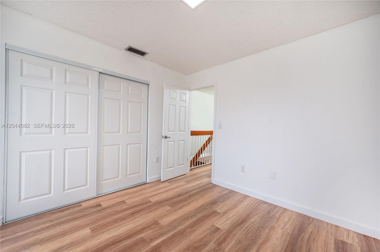 550 NW 82nd Ct, Unit 383, Miami, FL 33126 Photo